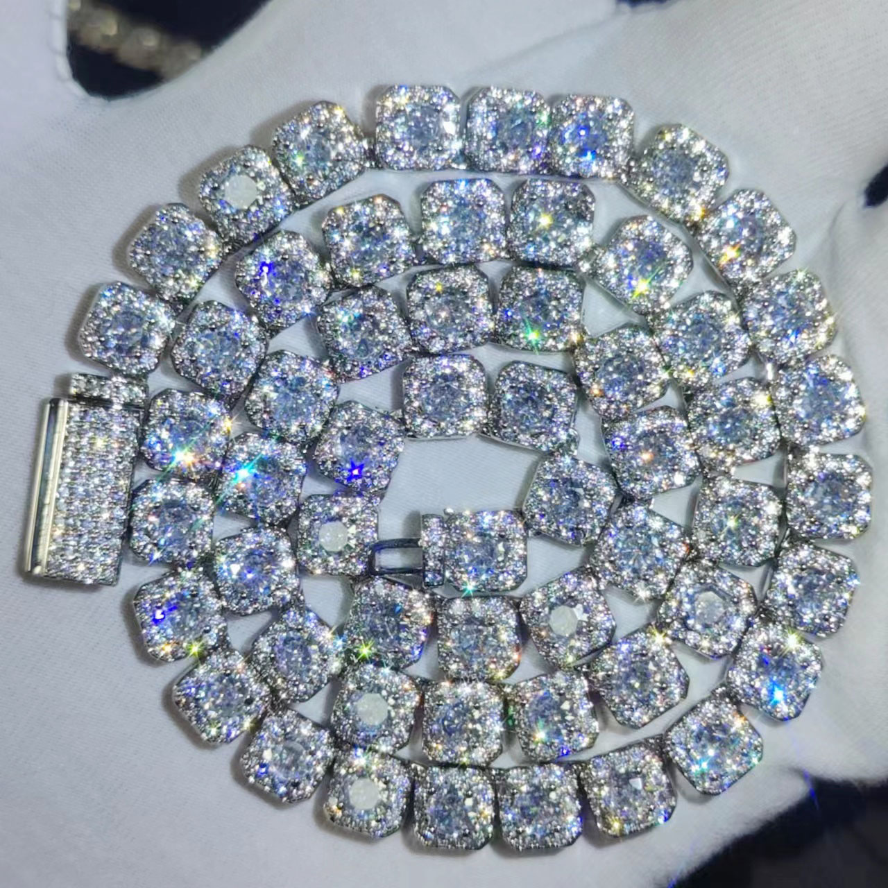 Clustered Diamond Tennis Chain - Tennis Bracelet Cubic ulasan dan harga