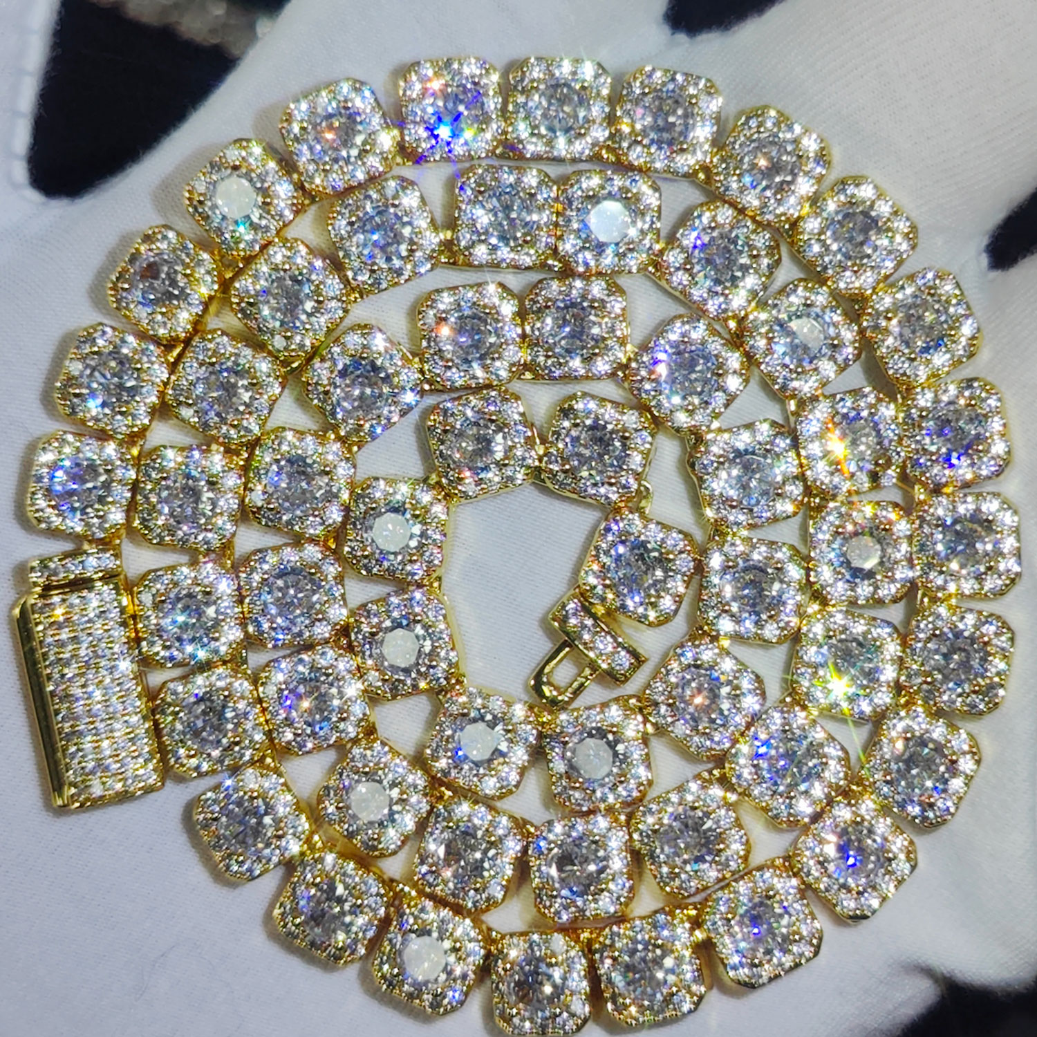 Clustered Diamond Tennis Chain - Tennis Bracelet Cubic ulasan dan harga
